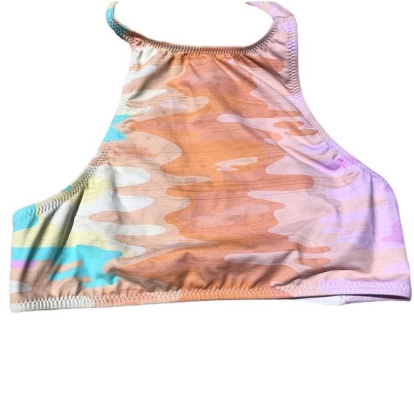 Awesome Belusso Revolve Rainbow Haltee style Camouflage Bikini. - Picture 4 of 9